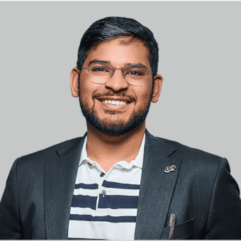 Zuhair Rizvi — Director of Operations at Gaming Associates, overseeing daily operations, efficiency, and Security standards in the gaming industry.